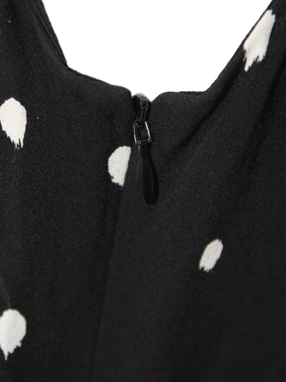 3.1 Phillip Lim Silk Sleeveless Top in Black with White Dot Pattern Size 6 - Picture 4 of 6